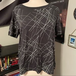 Uniqlo Dark Gray Graphic Tee L